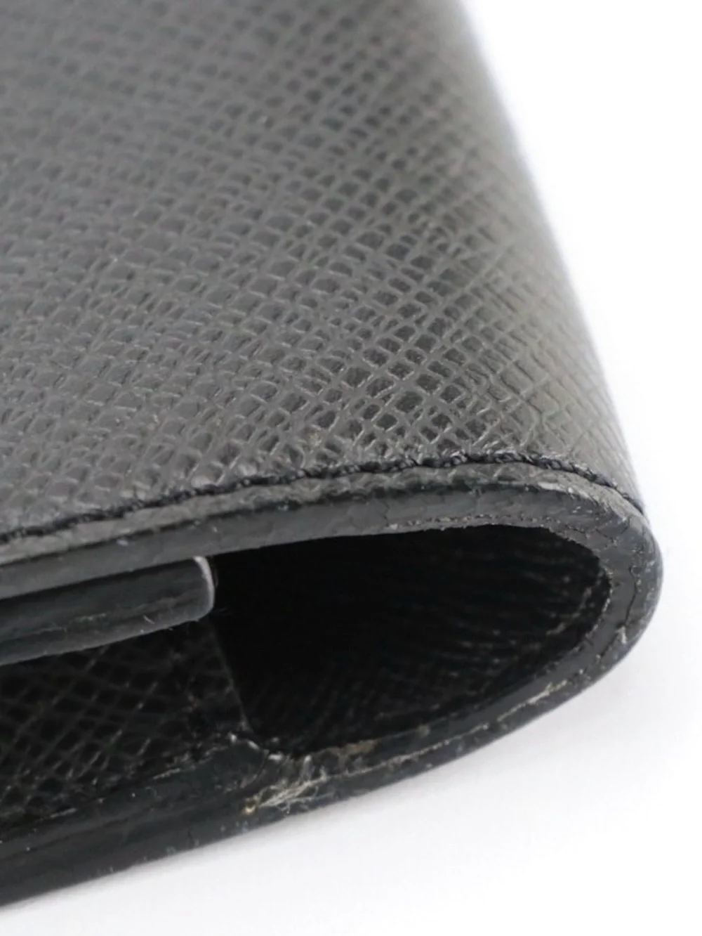 Louis Vuitton Porte-Documents Minuto Portfolio in Taïga Leather
